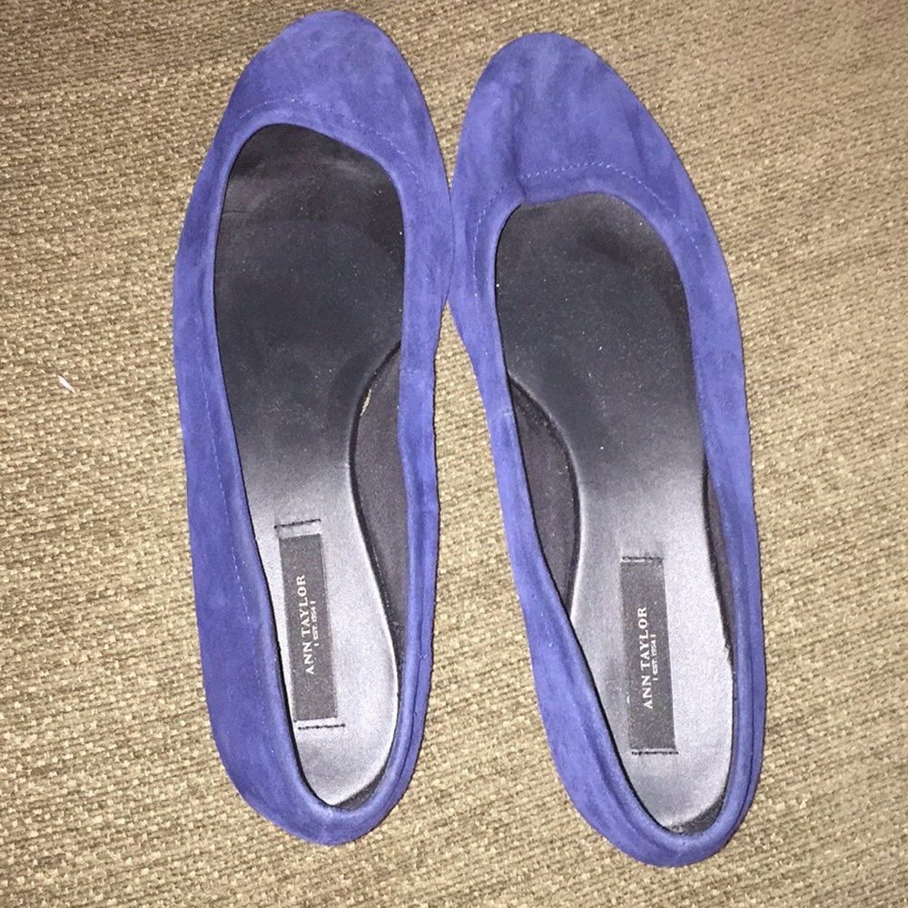 Ann Taylor flats